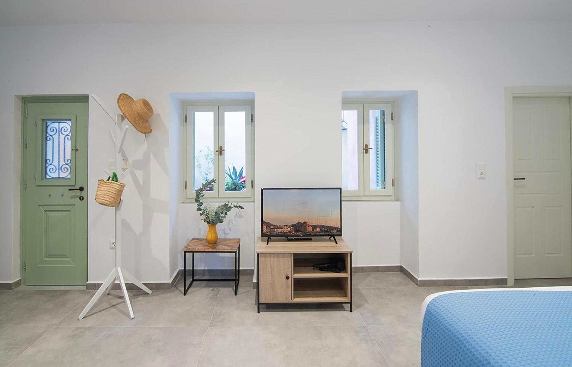 Chora Aegina'S Apartments エクステリア 写真