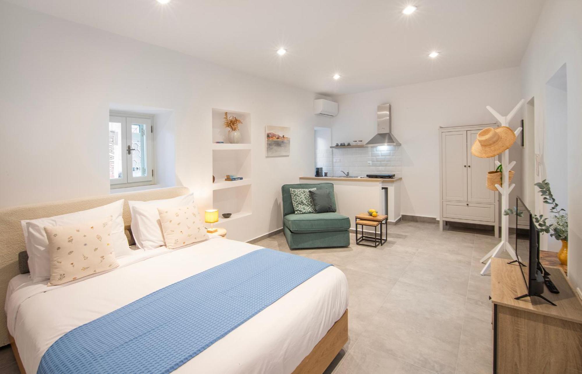 Chora Aegina'S Apartments エクステリア 写真
